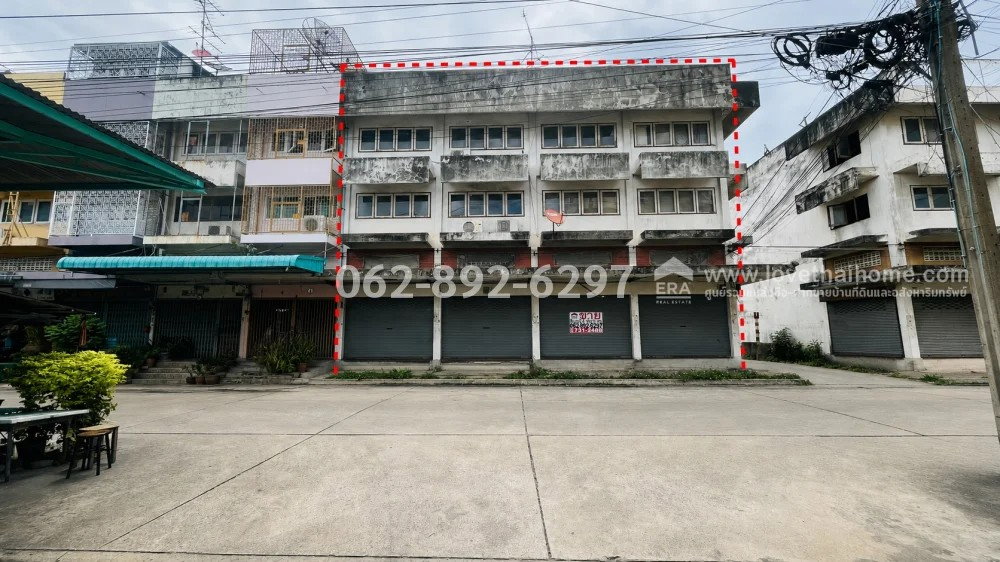 รูป ด่วน!! ขายตึกแถว 3.5 ชั้น เพชรเกษม 75 มี 4 คูหา พื้นที่รวม 95 วาทำเลทอง ราคาสุดคุ้มเพียง 12 ล้านบาทเท่านั้น! - รูปที่ 2/15