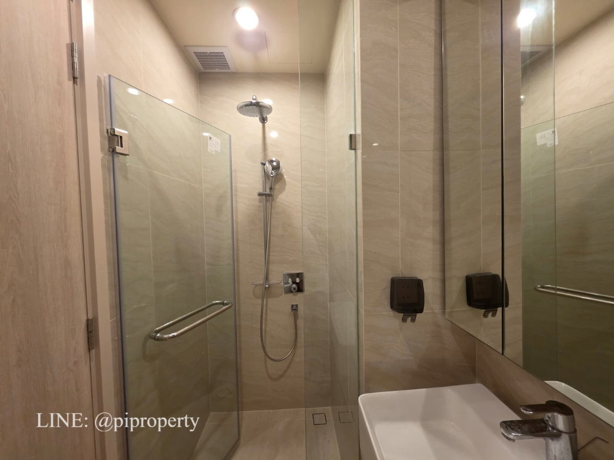 รูป ห้องพักแบบ 1 ห้องนอน ตกแต่งครบพร้อมอยู่ ที่ Noble Form Thonglor ให้คุณสัมผัสไลฟ์สไตล์การใช้ชีวิตย่านทองหล่ออย่างแท้จริง | โนเบิล ฟอร์ม ทองหล่อ - รูปที่ 7/44
