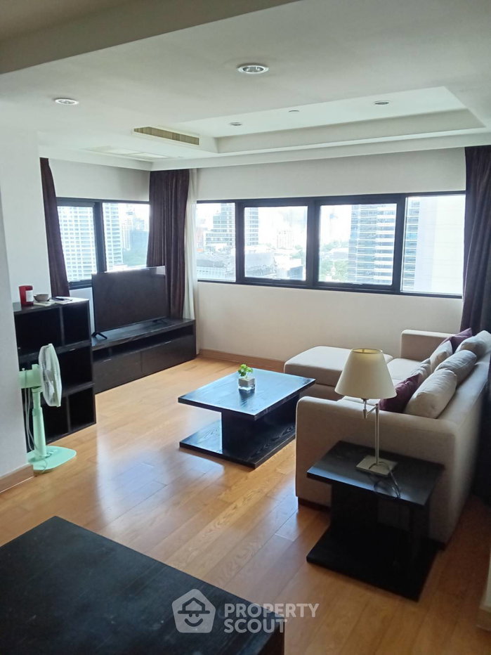 picture 1-BR Condo at Sathorn Gardens near MRT Si Lom (ID 3377702) - 2/8