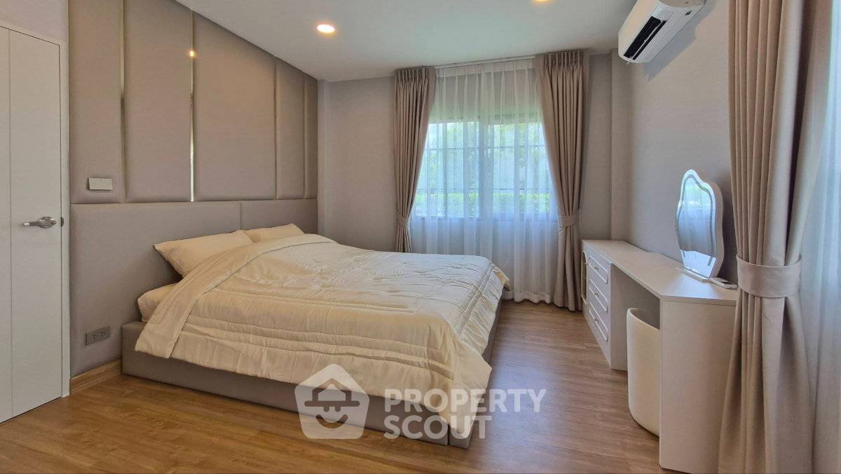 picture 4-BR House at Centro Bangna in Bang Kaeo (ID 3376013) - 8/15
