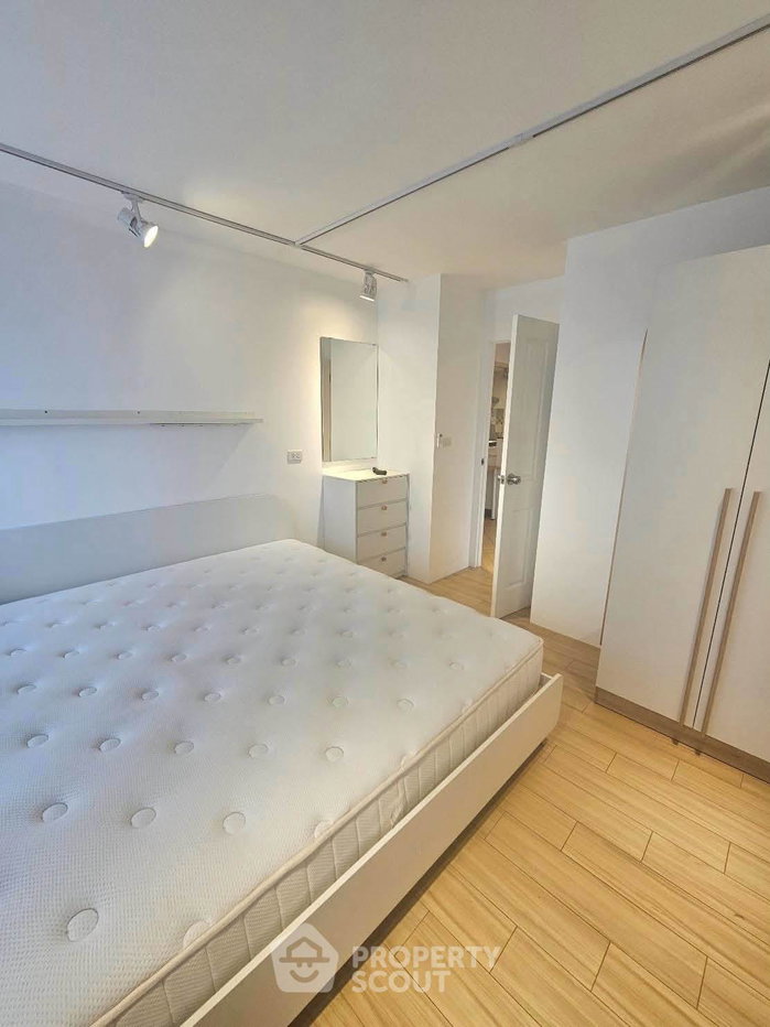 รูป คอนโด 2 ห้องนอน เลี้ยงสัตว์ได้ Yada Residental Condominium ใกล้ BTS พร้อมพงษ์ (ID 3378617) - รูปที่ 11/11