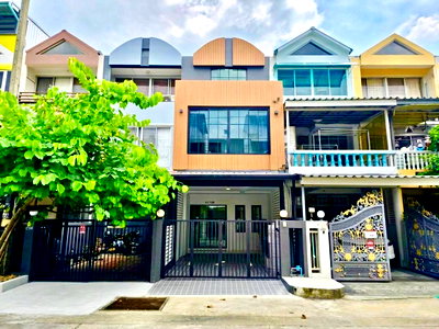 ทาวน์โฮม เขตวังทองหลาง : ทาวน์โฮม3ชั้น ตกแต่งใหม่ ทำเลดี ม.ซิตี้ทาวน์โฮม ถ.ลาดพร้าว80 แยก26 วังทองหลาง เฟอร์นิเจอร์สวย พร้อมอยู่
