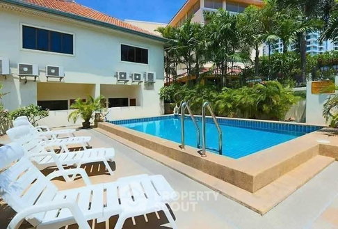 4-BR Townhouse close to Phratamnak (ID 3376792)