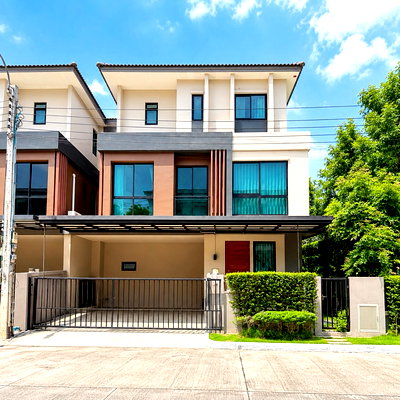 Twin houses for sale Bangkok : 🏡 FOR SALE: Corner Semi-Detached House – Ninya Kallapaphruek 📍 Ninya Kallapaphruek | Special Price: THB 9.999 Million