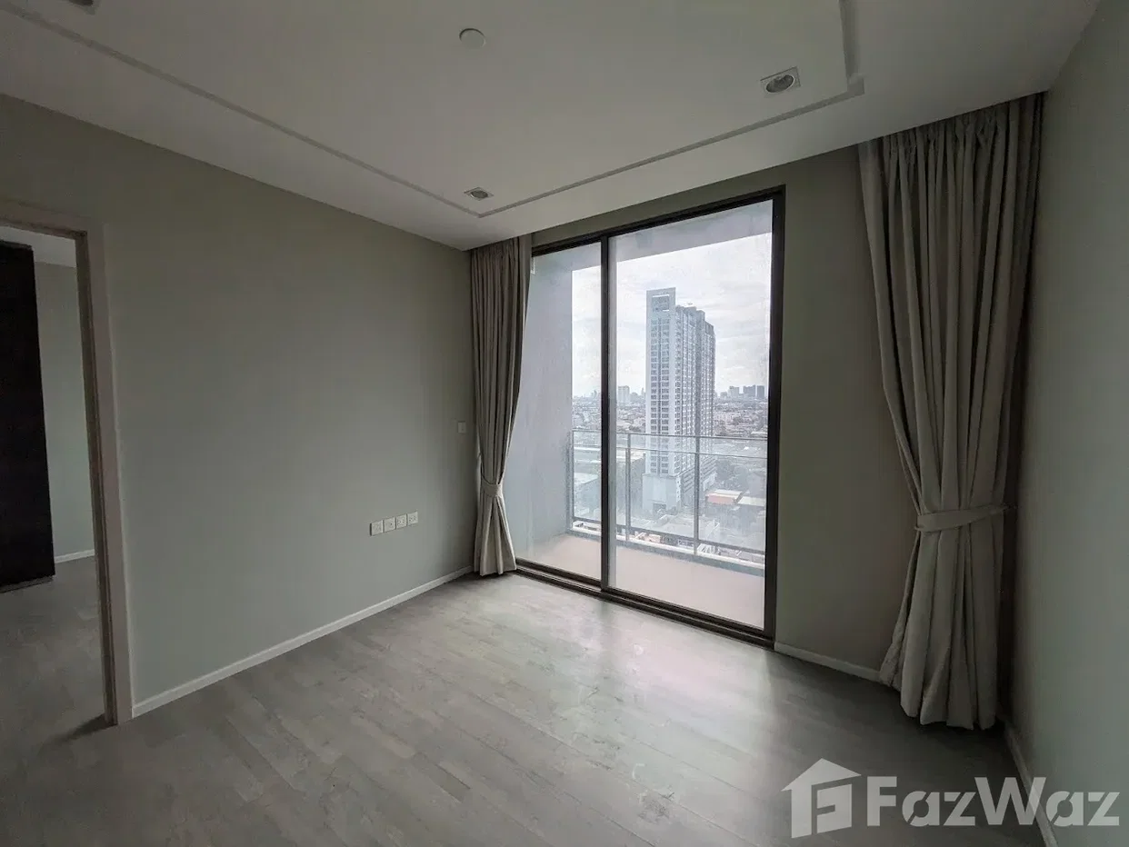 picture 1 Bedroom Condo for sale at 333 Riverside 1934341 - 5/9