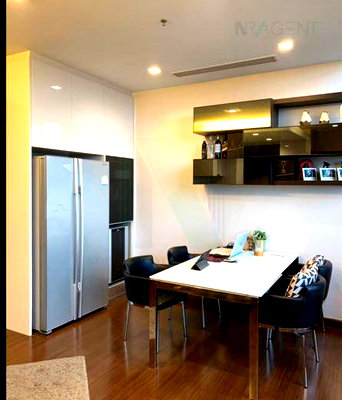 ขายคอนโด : 🎉Special room!🎉 ขายคอนโด ไอวี่ แอมพิโอ รัชดา อาคาร 1 ชั้น 23 3 ห้องนอน ขนาด 136.00 ตรม ใกล้ ห้างสรรพสินค้า Esplanade