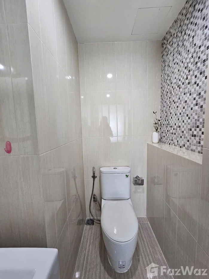 picture 2 Bedrooms 6847005 - 7/9