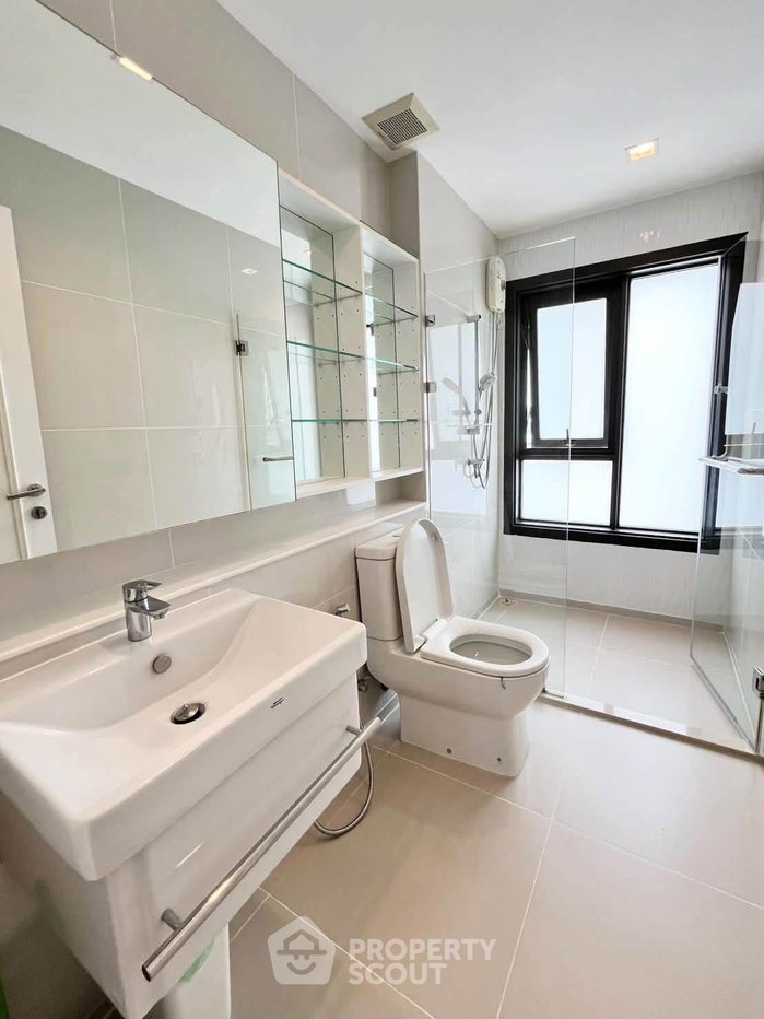 picture 24th-Floor 2-BR Condo At Life One Wireless Near BTS Phloen Chit (ID 3377644) - 9/12