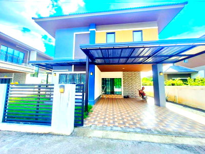 Houses for rent : 			Central Chiangmai 3.7km. Beautiful like-new 2story detached house 900m. Nakornpayap Inter Sch  Likhi          