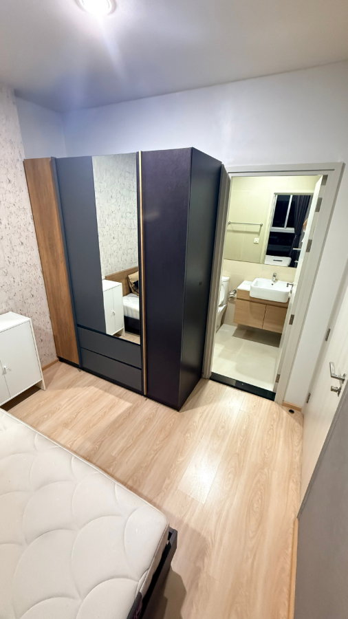 picture Code: 26KJ5358 for rent Noble Revolve Ratchada 1 🔥🔥 Line ID: @kjcondo (with @)🔥🔥 - 5/7