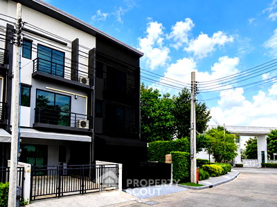 ทาวน์โฮม นนทบุรี : ทาวน์เฮ้าส์ 3-ห้องนอน ใกล้ MRT บางรักใหญ่ (ID 3377605)