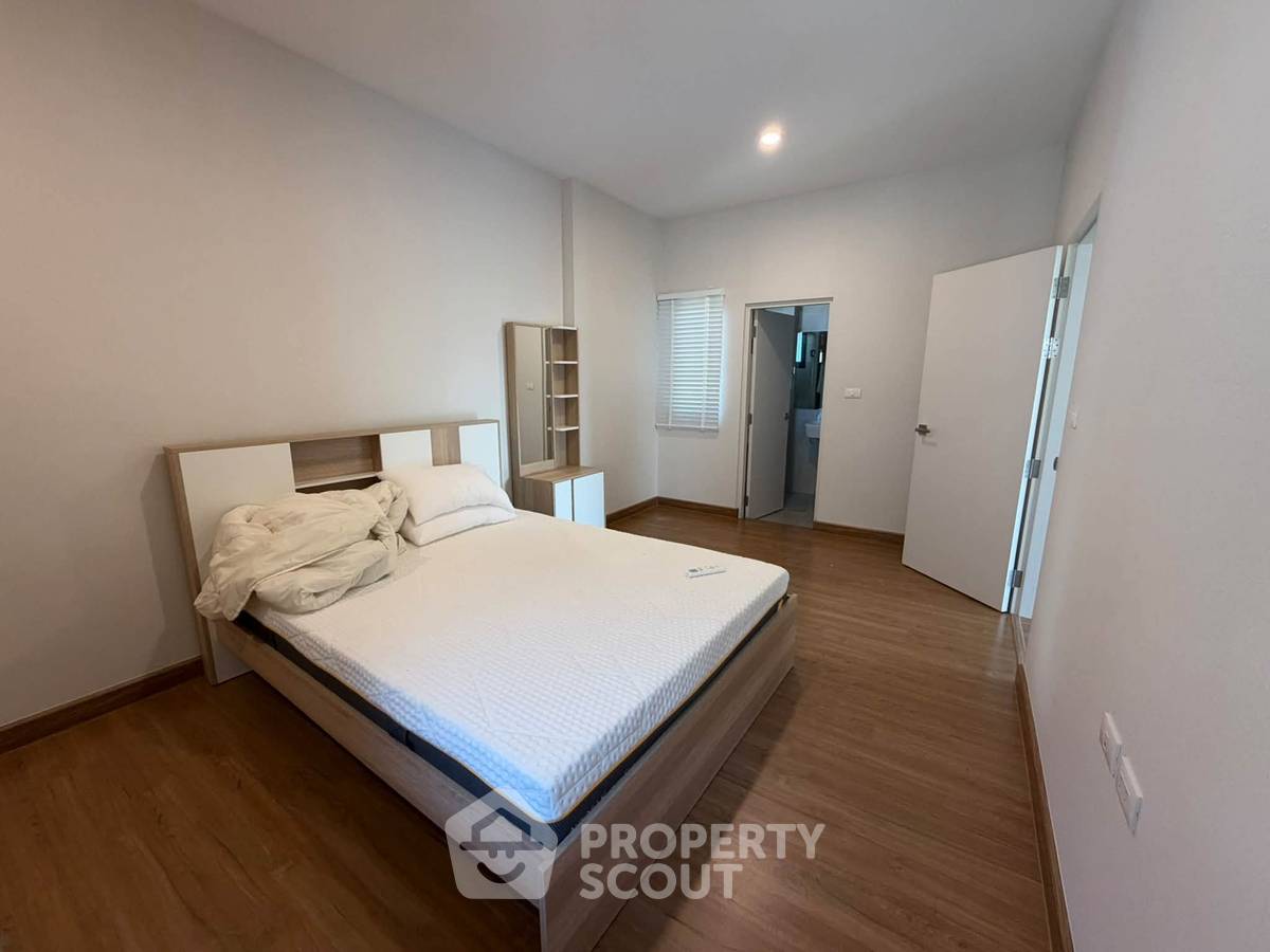 รูป บ้านแฝด 4-ห้องนอน ที่ บ้านกลางเมือง เดอะ อิดิชั่น บางนา วงแหวน ใน ดอกไม้ (ID 3377998) - รูปที่ 20/21
