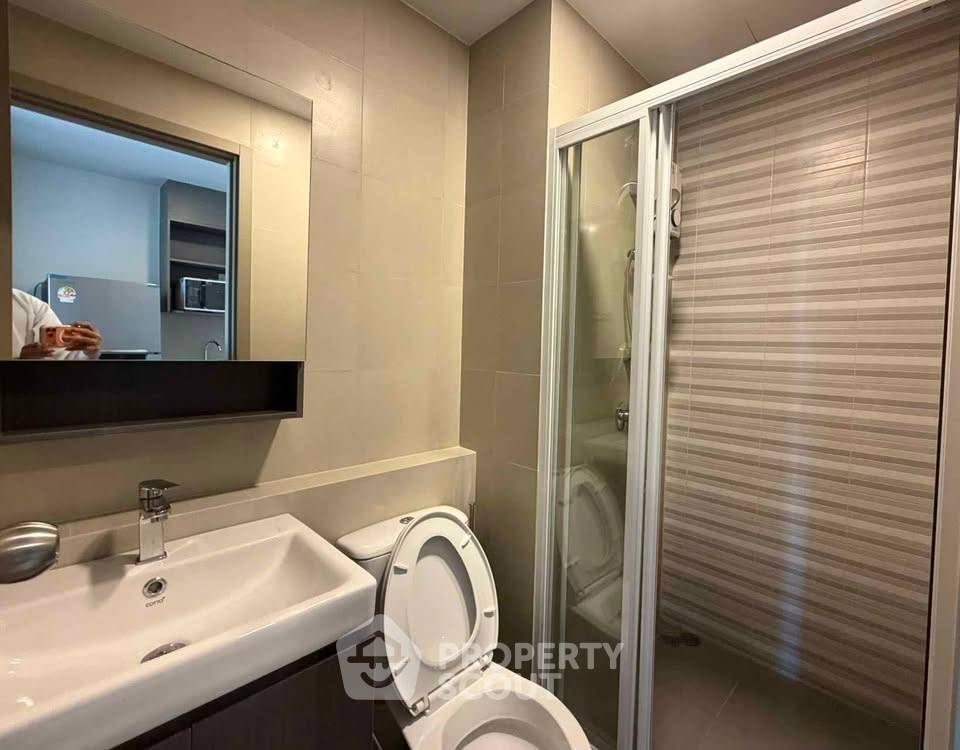 picture Studio Condo at Aspire Sukhumvit-Rama 4 near BTS Phra Khanong (ID 3378483) - 12/13