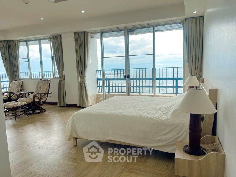 picture 2-BR Condo at Rama Harbour View Condominium in Surasak (ID 3378376) - 5/18