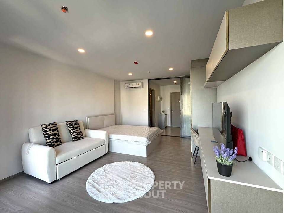 picture Studio Condo at Aspire Sukhumvit-Rama 4 near BTS Phra Khanong (ID 3378483) - 1/13