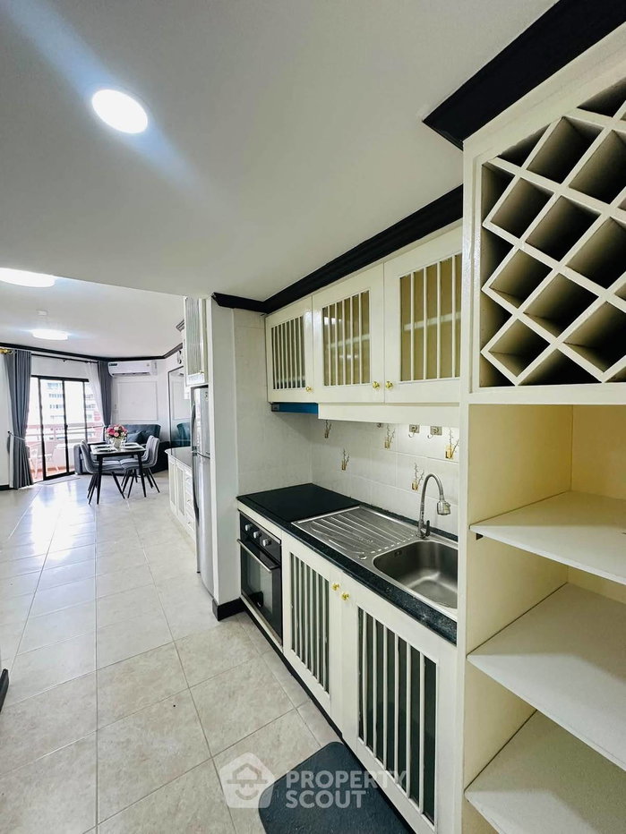 picture 2-BR Condo at Kieng Talay Condotel close to Phratamnak (ID 3377538) - 6/14