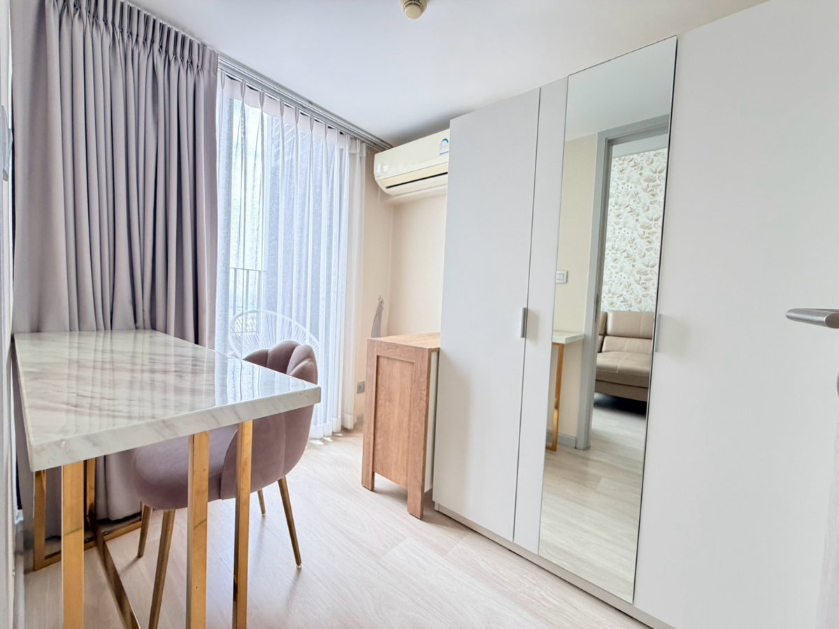 รูป ปล่อยเช่า คอนโดใกล้ BTS ช่องนนทรี ✨KnightsBridge Prime Sathorn : Duplex 1 ห้องนอน แต่งสวยครบพร้อมอยู่ , ใกล้ Empire Tower - รูปที่ 15/22