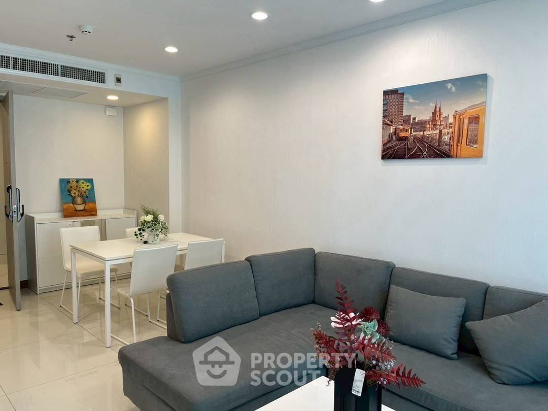 picture 1-BR Condo At Supalai Oriental Sukhumvit 39 Near MRT Phetchaburi (ID 3378485) - 3/8