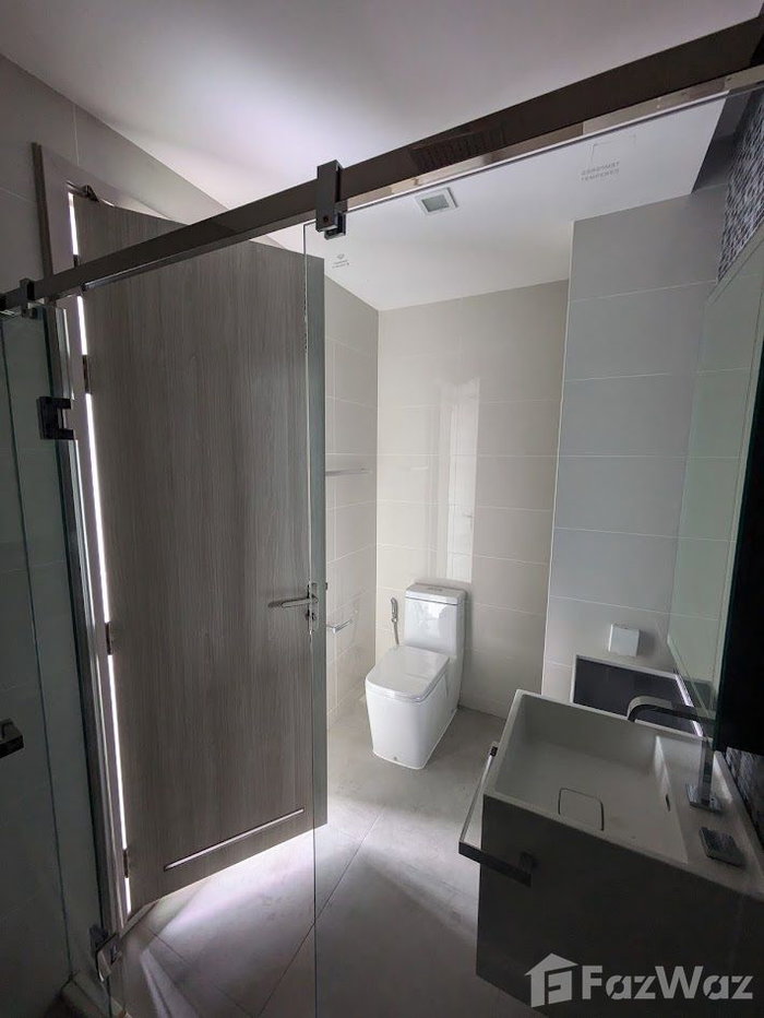 picture 1 Bedroom Condo for sale at 333 Riverside 1934341 - 9/9