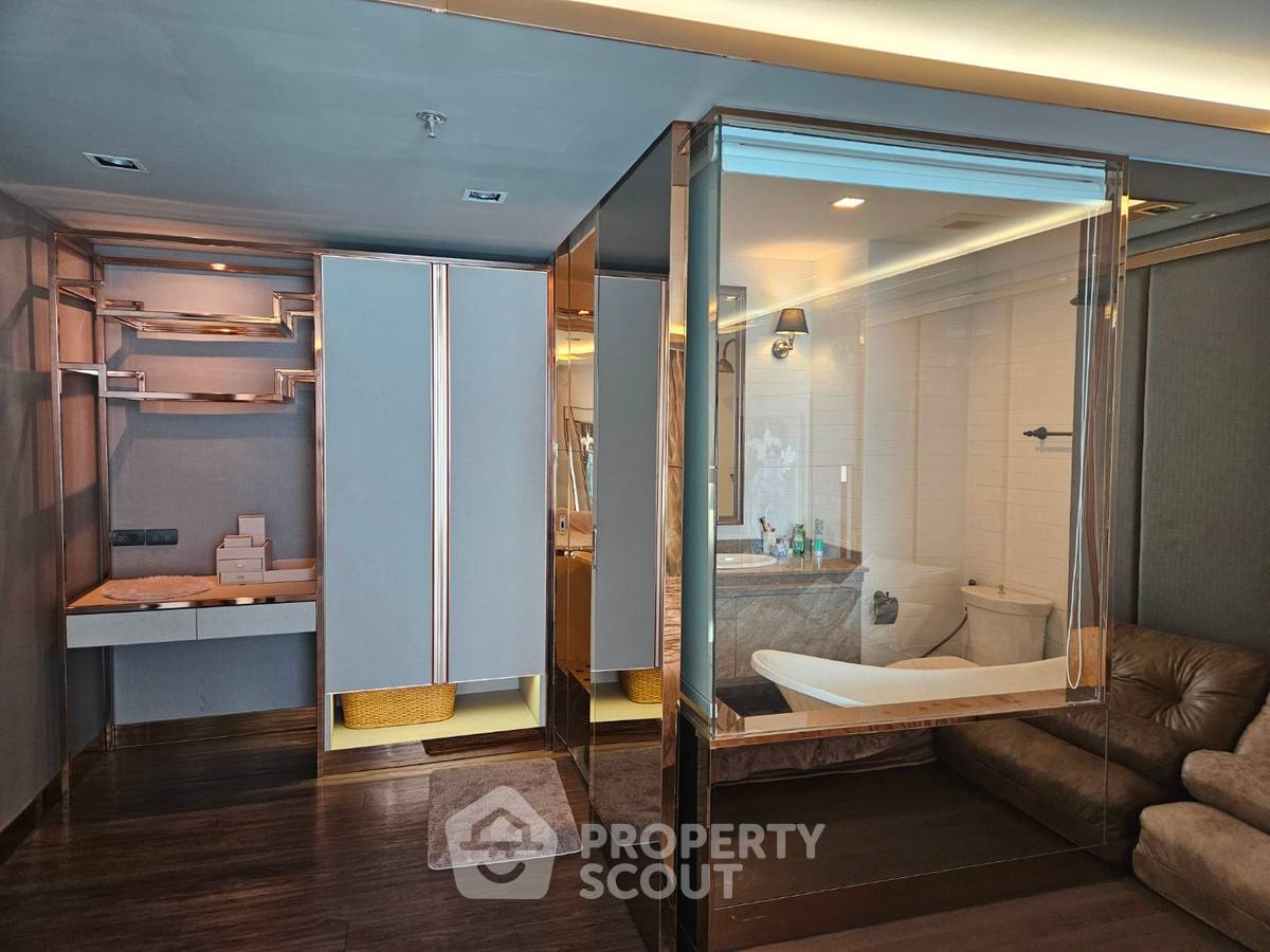 picture 38th-Floor 1-BR Wongamat Tower Condominium For Sale (ID 3376364) - 3/12
