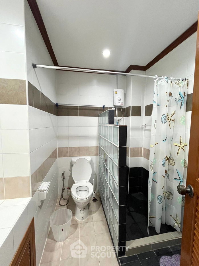 รูป คอนโดหนึ่งห้องนอนชั้นสูง Rimhad Jomtien Condominium A (ID 1866506) - รูปที่ 6/9