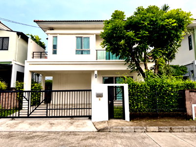 Houses for rent : House for rent at the Plant Patthanakarn 38