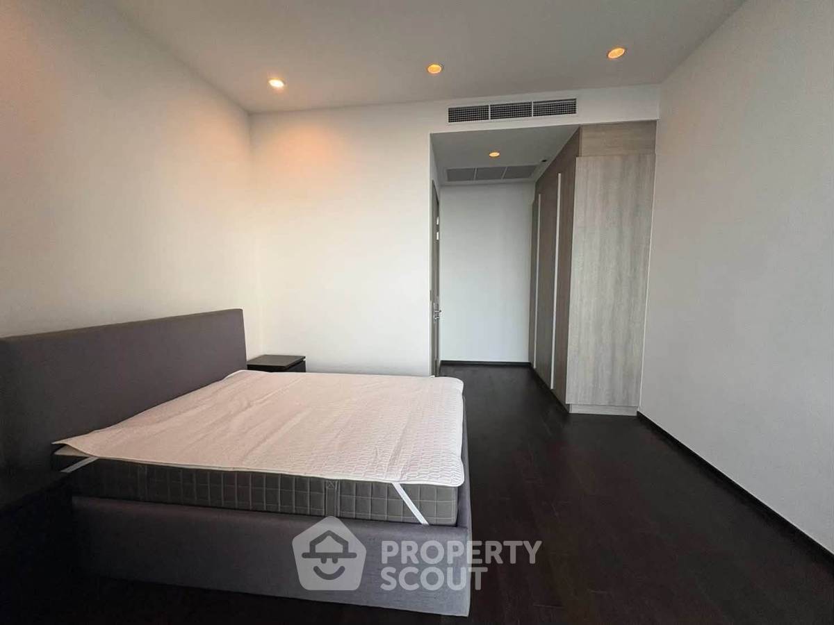 picture 48th-Floor 4-BR Whizdom Essence Sukhumvit Near BTS Punnawithi (ID 3373151) - 17/19