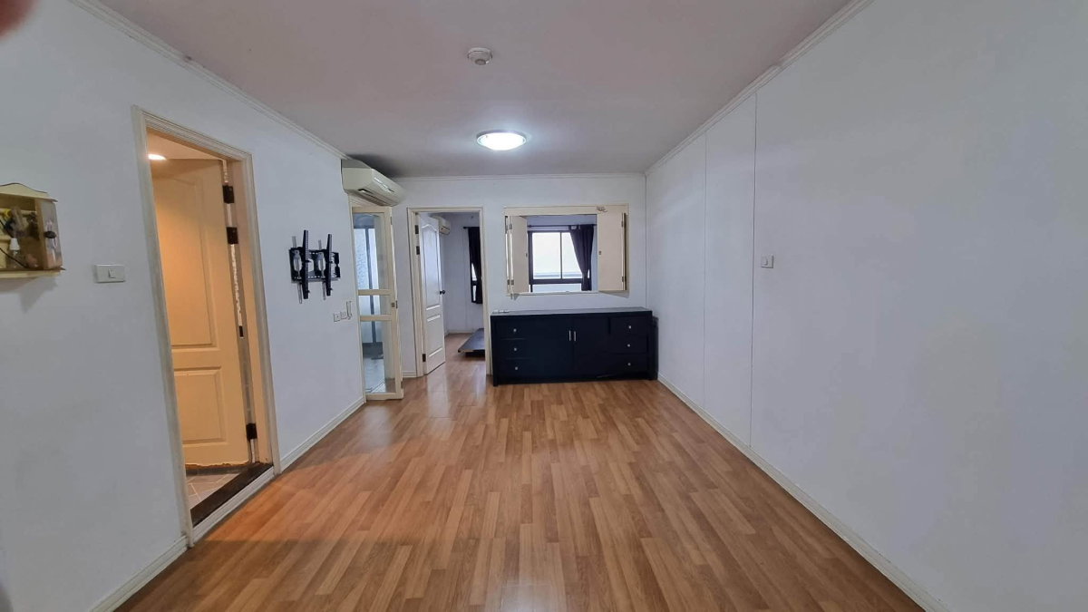 picture Condo for Rent at Lumpini Place Narathiwatratchanakarin (D6910043) ID Line : @condo98 - 1/7