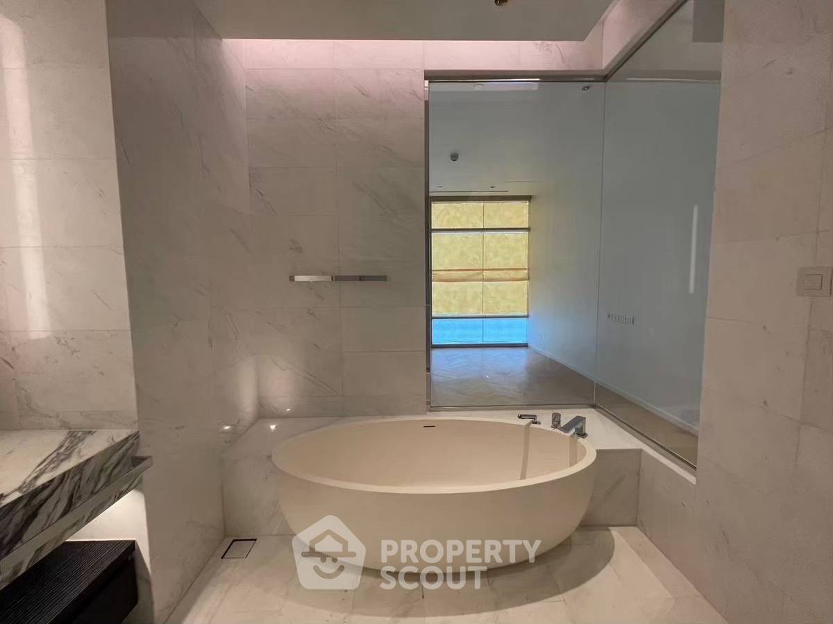 รูป ห้อง 2 ห้องนอน 138 ตร.ม. Four Seasons Private Residences Bangkok, BTS Saphan Taksin (ID 3377726) - รูปที่ 8/15