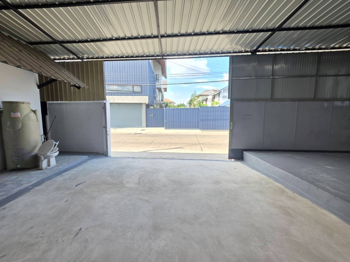 picture Warehouse for rent, car repair shop, Soi Ramintra 5, call 0999983897 - 4/27