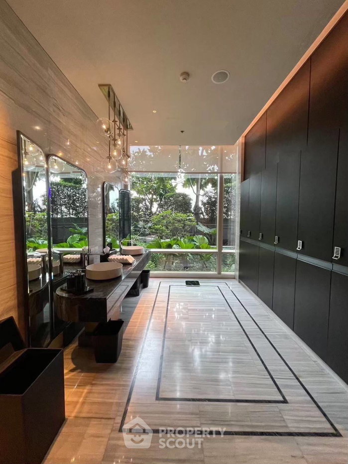 รูป ห้อง 2 ห้องนอน 138 ตร.ม. Four Seasons Private Residences Bangkok, BTS Saphan Taksin (ID 3377726) - รูปที่ 2/15