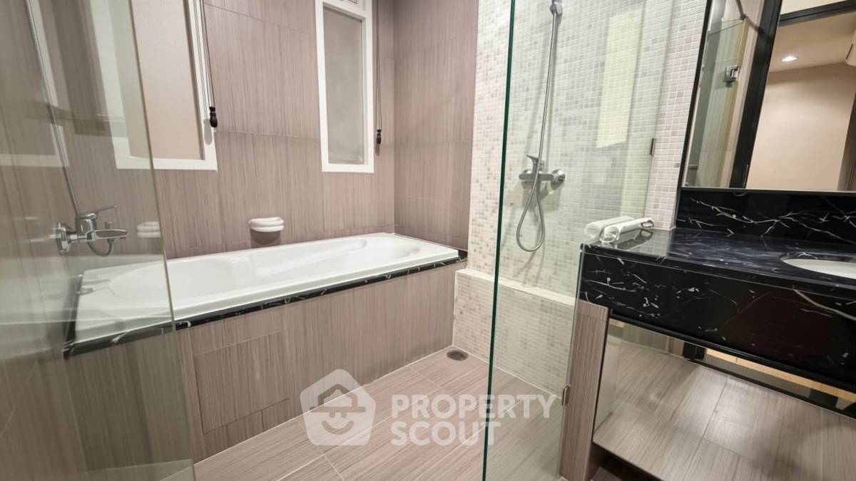 picture 2-BR Condo at Villa Sikhara Condominium close to Phrom Phong (ID 3378615) - 8/10
