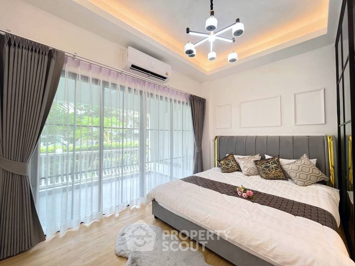รูป คอนโด 1-ห้องนอน ที่ บ้านสวนลลนา ใกล้ เมืองพัทยา (ID 3377980) - รูปที่ 11/18