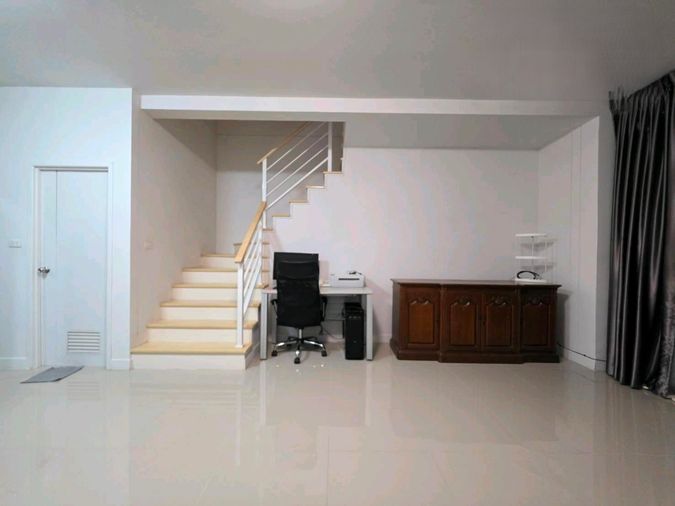 4-bed townhouse for rent, 170 sqm, 19.9 sq wah, The Connect Petchkasem 48