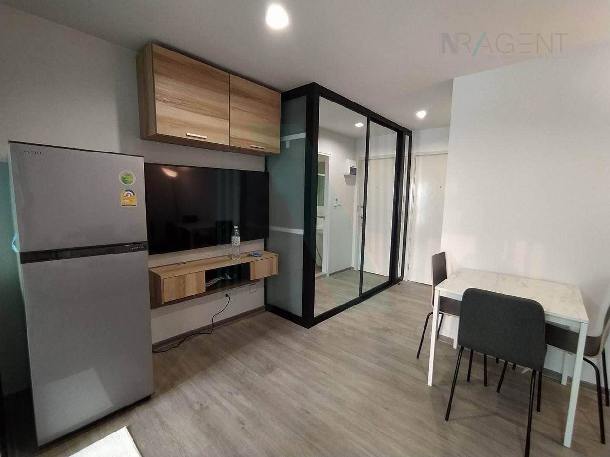 picture 🎊 For Rent Condo REACH PHAHON YOTHIN 52 Building C, Floor 8,1 bed room, Room size 31.00 sqm - 2/8