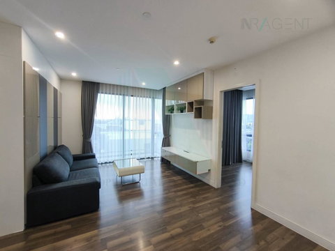 For Rent Condo THE ROOM SUKHUMVIT 62 Building , Floor ,2 bed room, Room size  sqm