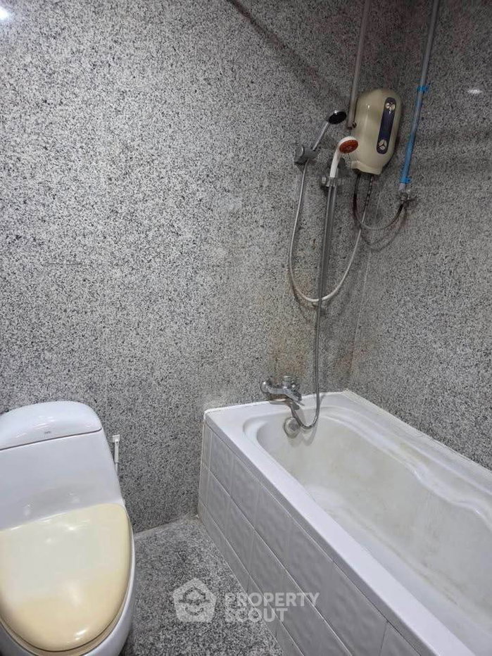 รูป ขายคอนโด 2 ห้องนอน Wittayu Complex ใกล้ BTS เพลินจิต (ID 3073156) - รูปที่ 9/9