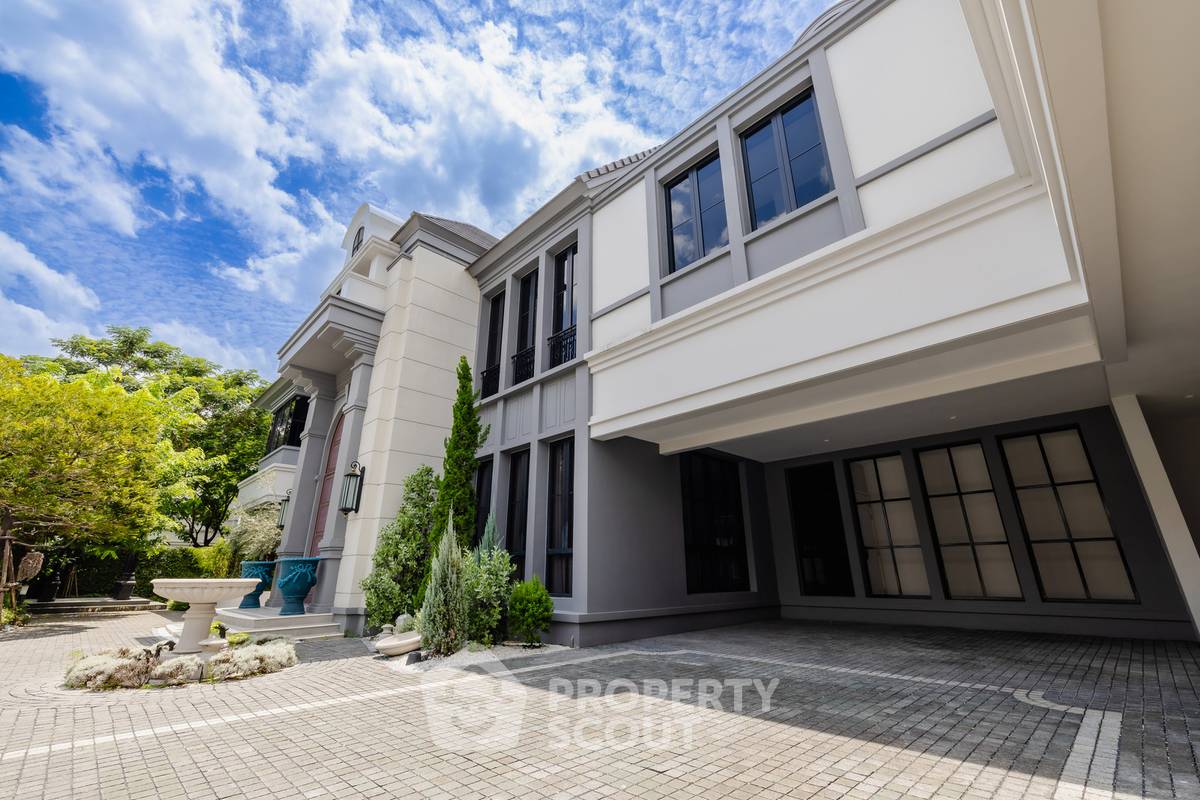 ขายบ้านเดี่ยว 5 ห้องนอน 658 ตร.ม. 187 ตร.ว. เขตบางเขน
