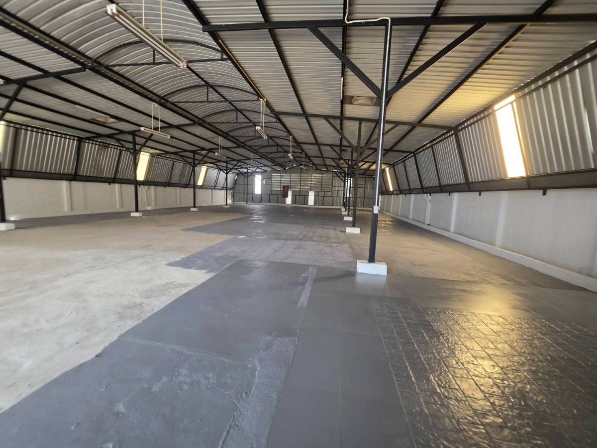 picture Warehouse for rent, car repair shop, Soi Ramintra 5, call 0999983897 - 23/27
