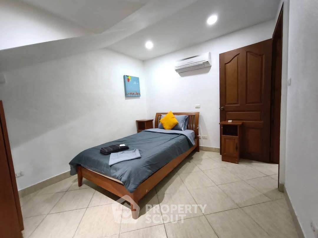 picture 4-BR Townhouse close to Phratamnak (ID 3376792) - 13/13