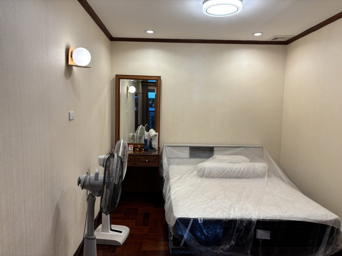 picture Duplex Corner 1-Bed, 64 sqm, 17th Floor, 180° View, Unity Tower Udomsuk - 9/16