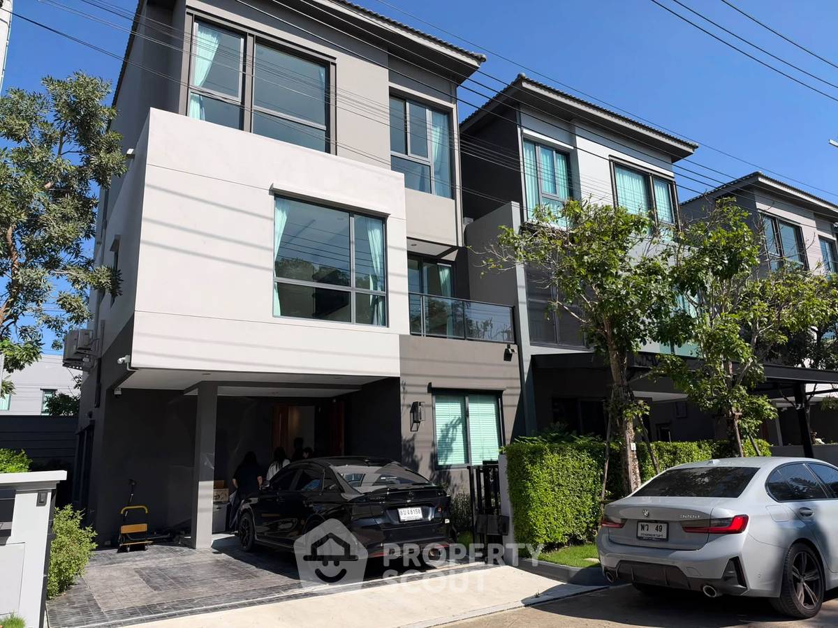 รูป บ้านแฝด 4-ห้องนอน ที่ บ้านกลางเมือง เดอะ อิดิชั่น บางนา วงแหวน ใน ดอกไม้ (ID 3377998) - รูปที่ 21/21
