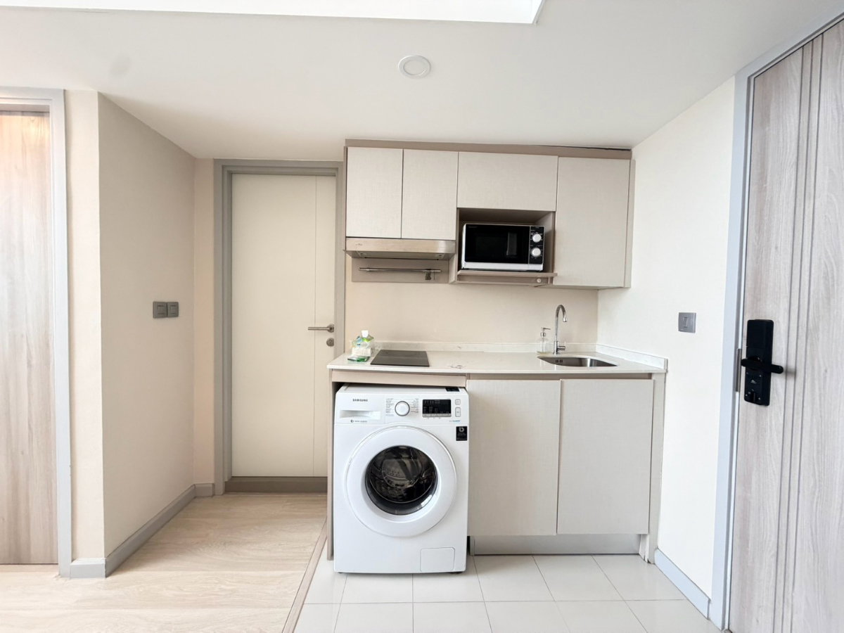 รูป ปล่อยเช่า คอนโดใกล้ BTS ช่องนนทรี ✨KnightsBridge Prime Sathorn : Duplex 1 ห้องนอน แต่งสวยครบพร้อมอยู่ , ใกล้ Empire Tower - รูปที่ 19/22