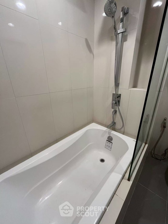 picture 1-BR Condo at Oka Haus Sukhumvit 36 near BTS Thong Lor (ID 3377781) - 12/14