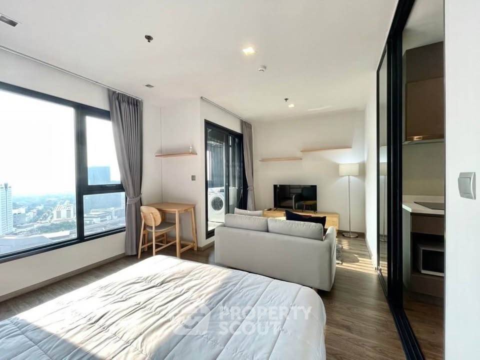 รูป ใกล้ BTS ห้าแยกลาดพร้าว 100 ม. ห้อง 1 ห้องนอน ชั้น 37 Life Ladprao Valley (ID 3377233) - รูปที่ 2/7