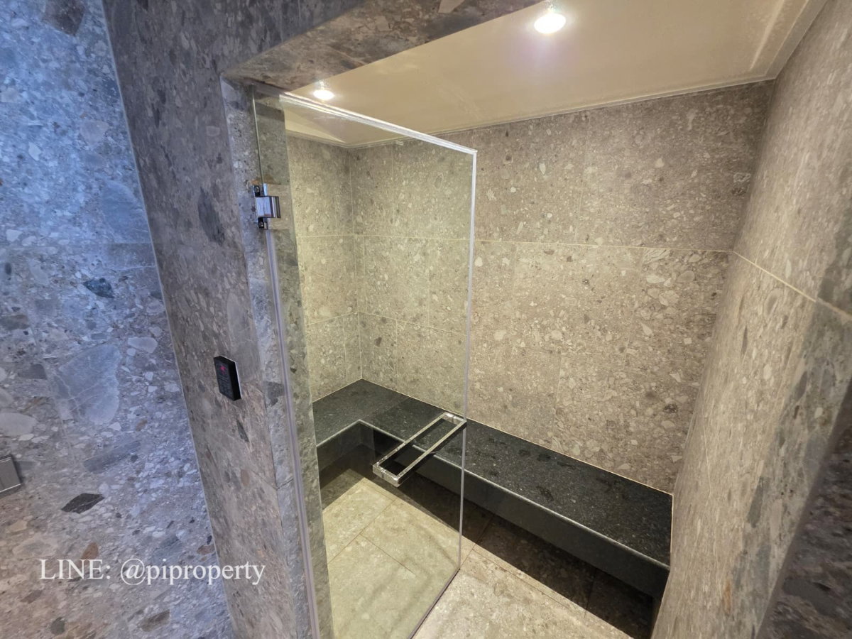 รูป ห้องพักแบบ 1 ห้องนอน ตกแต่งครบพร้อมอยู่ ที่ Noble Form Thonglor ให้คุณสัมผัสไลฟ์สไตล์การใช้ชีวิตย่านทองหล่ออย่างแท้จริง | โนเบิล ฟอร์ม ทองหล่อ - รูปที่ 16/37