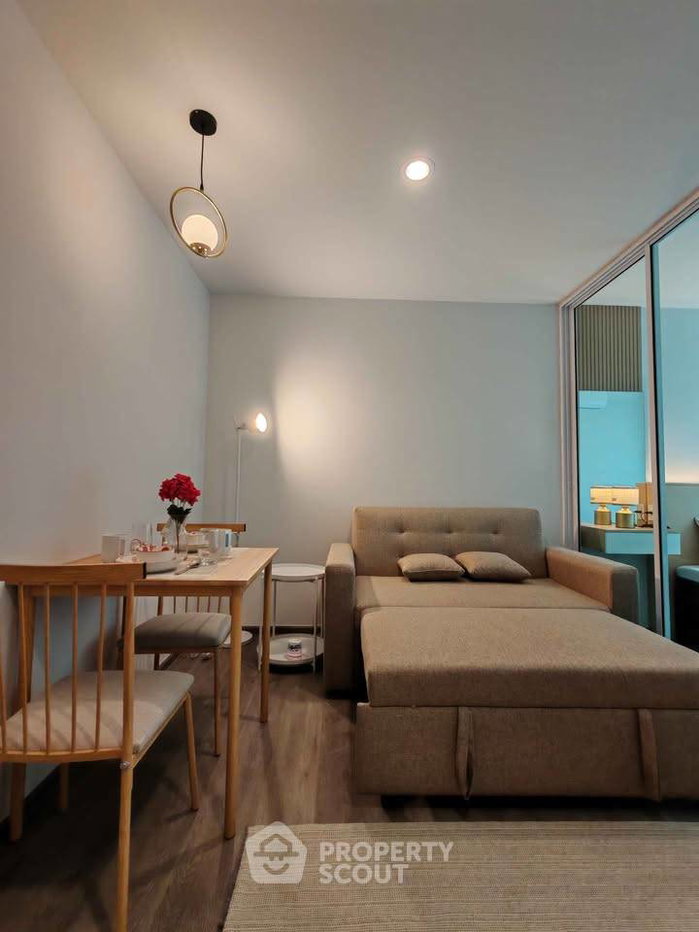 รูป คอนโดชั้น 17 แบบ 1 ห้องนอน Regent Home Bangna ใกล้ BTS บางนา (ID 3378044) - รูปที่ 12/17