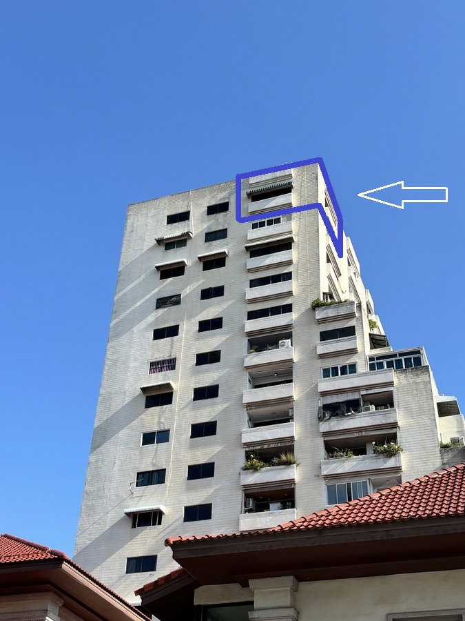 picture Duplex Corner 1-Bed, 64 sqm, 17th Floor, 180° View, Unity Tower Udomsuk - 15/16
