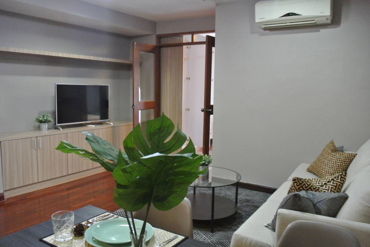 picture For rent Baan Phaholyothin Place - 2/9