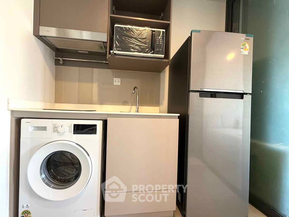 picture Studio Condo at Aspire Sukhumvit-Rama 4 near BTS Phra Khanong (ID 3378483) - 10/13